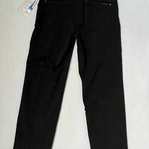 Peter Nygard luxe denim slim straight, size medium, size 10-12, black